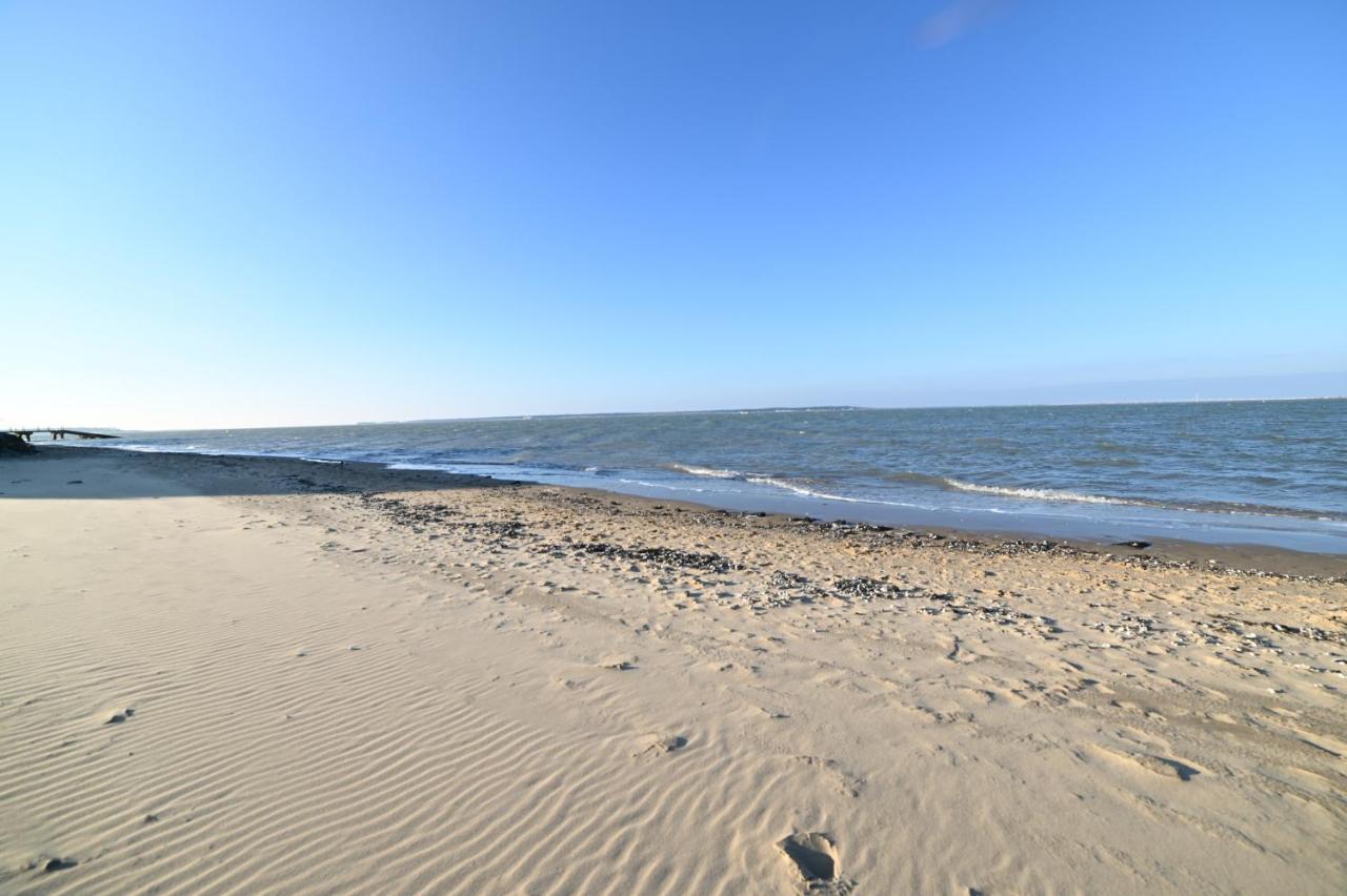 Gite 2 A 12 Personnes La Cote D'Argent Plage A Pied ラ・トランブラード エクステリア 写真